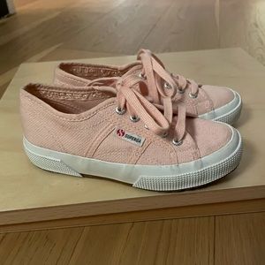 NWT Pink Kids Superga Shoes. Size 29 or 12.5 in kids.